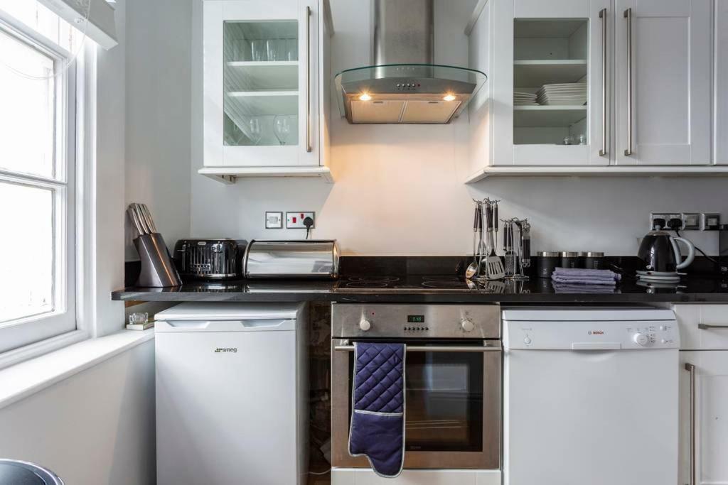 Spacious Central Chic Apartment - Simplycheckin Winchester Exterior foto